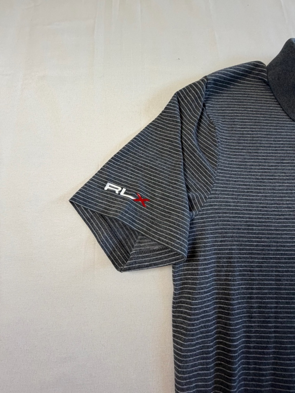 Polo Ralph Lauren RLX Gray Striped Golf Polo Shirt Size Medium - Picture 3 of 8